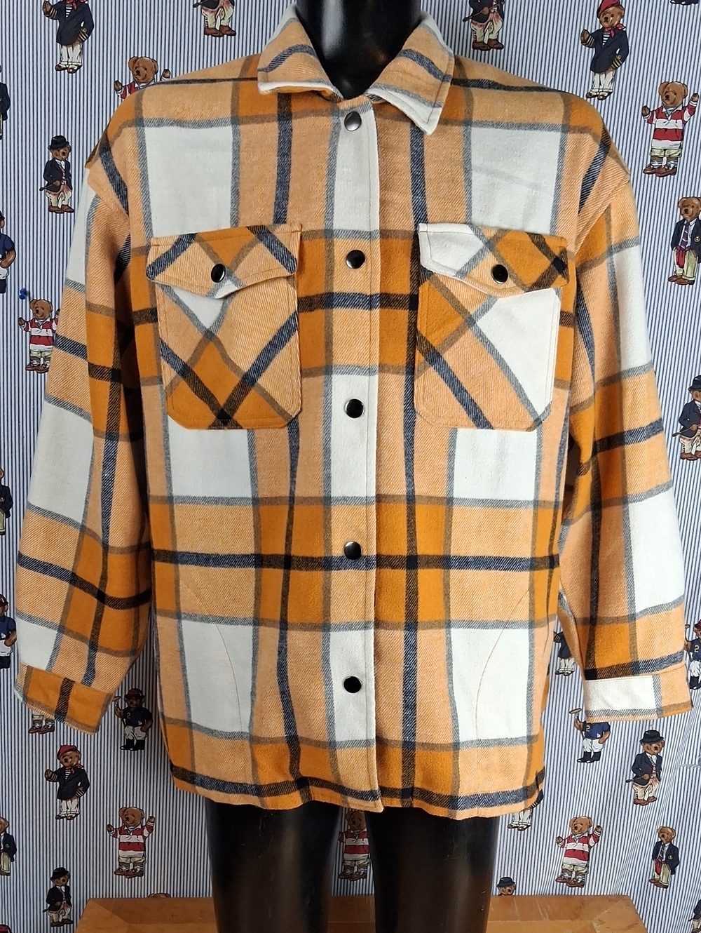 Women's HFX Oversized Plaid Flannel Full Snap 2 Side Pockets Lrg  Shacket Jacket